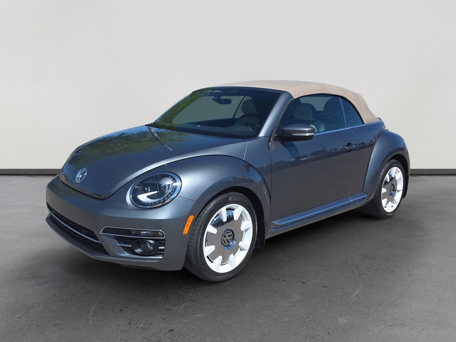 2019 VOLKSWAGEN Beetle