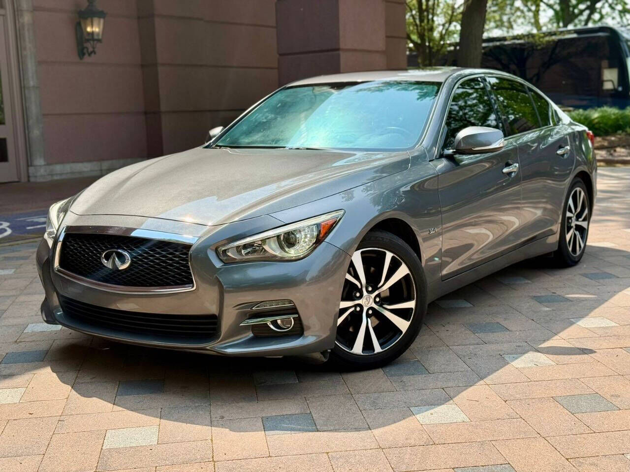 2017 INFINITI Q50
