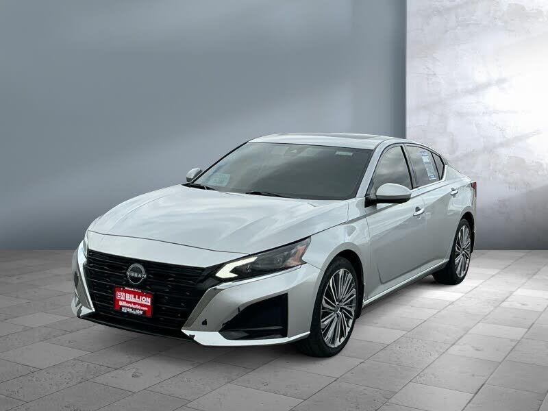 2023 NISSAN Altima