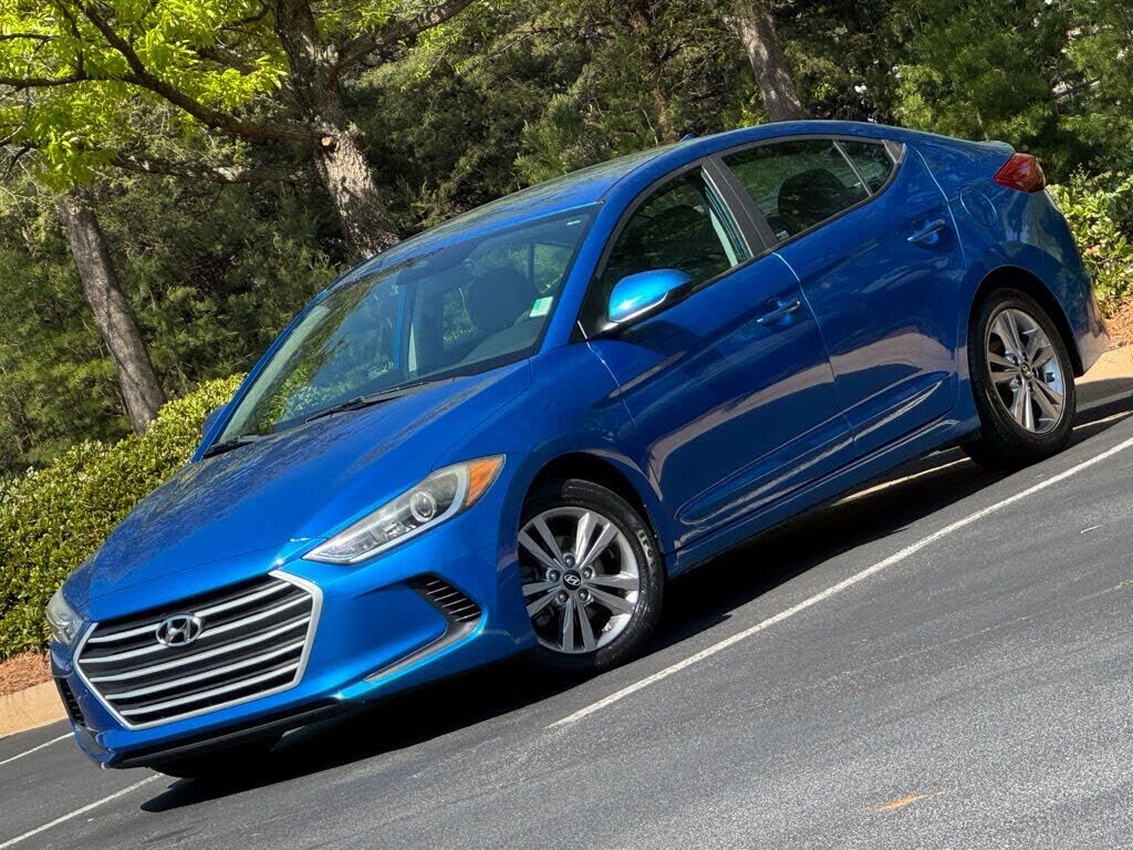 2018 HYUNDAI Elantra