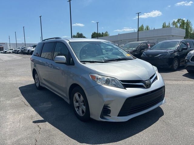 2020 TOYOTA Sienna