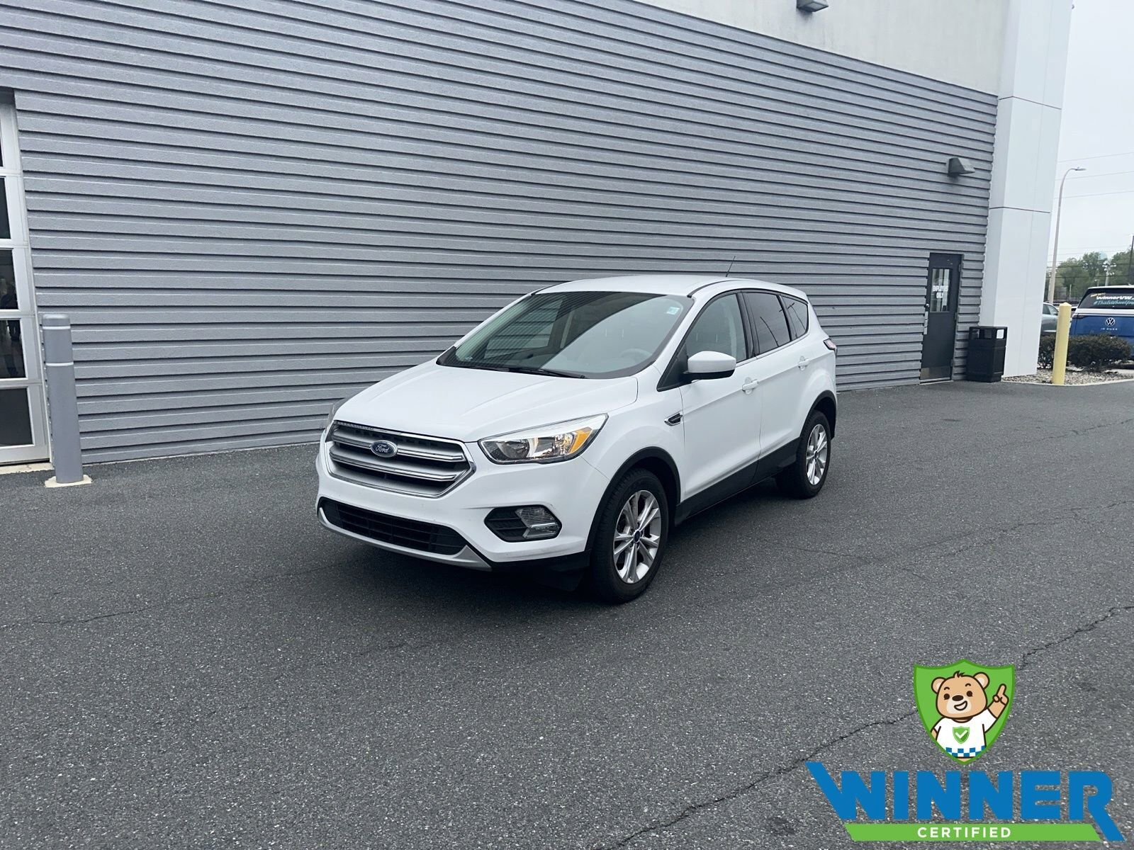 2017 FORD Escape