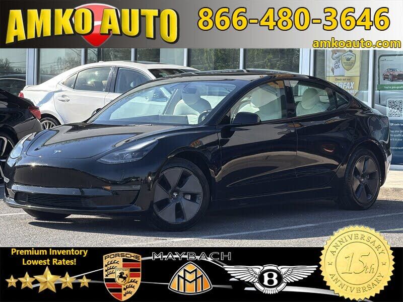 2022 TESLA Model 3