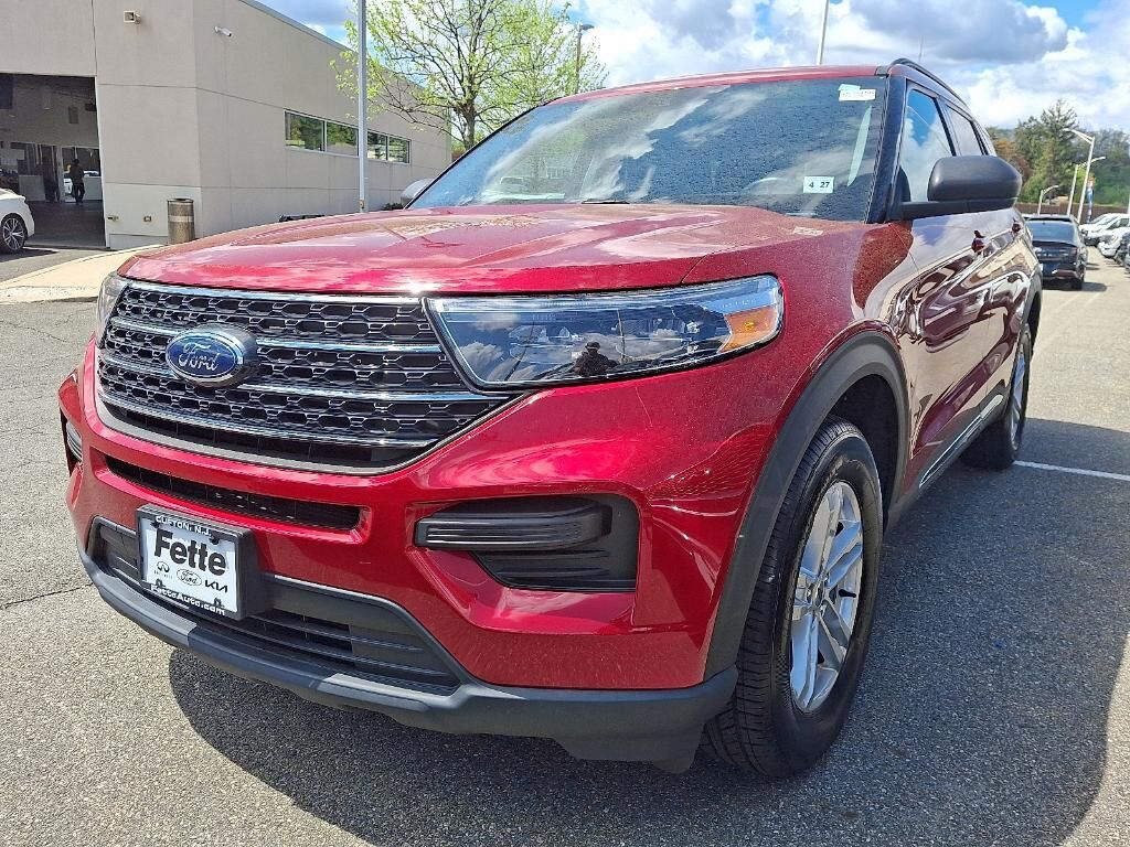 2022 FORD Explorer