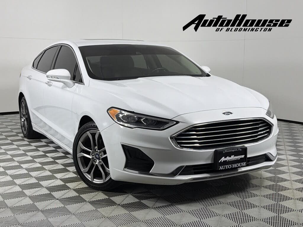 2019 FORD Fusion