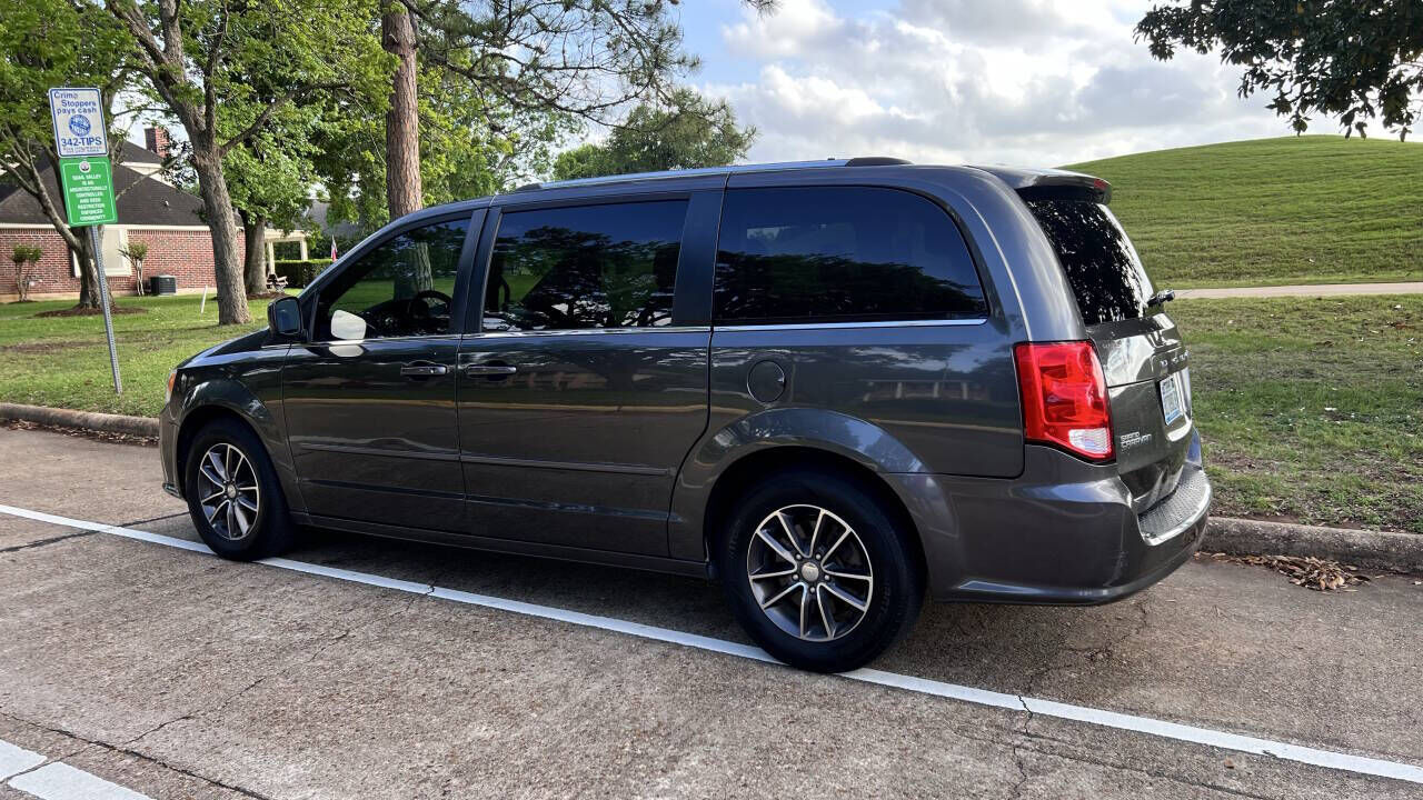 2016 DODGE Grand Caravan