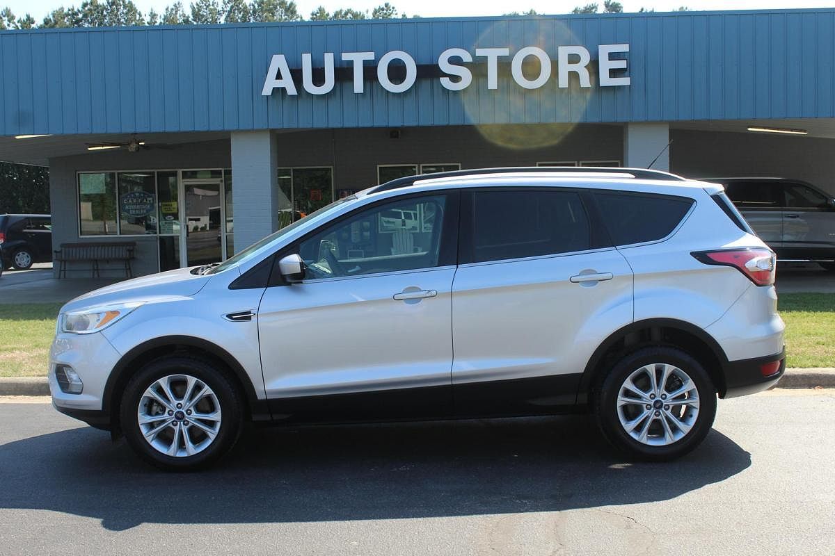 2018 FORD Escape