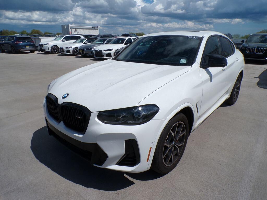 2023 BMW X4