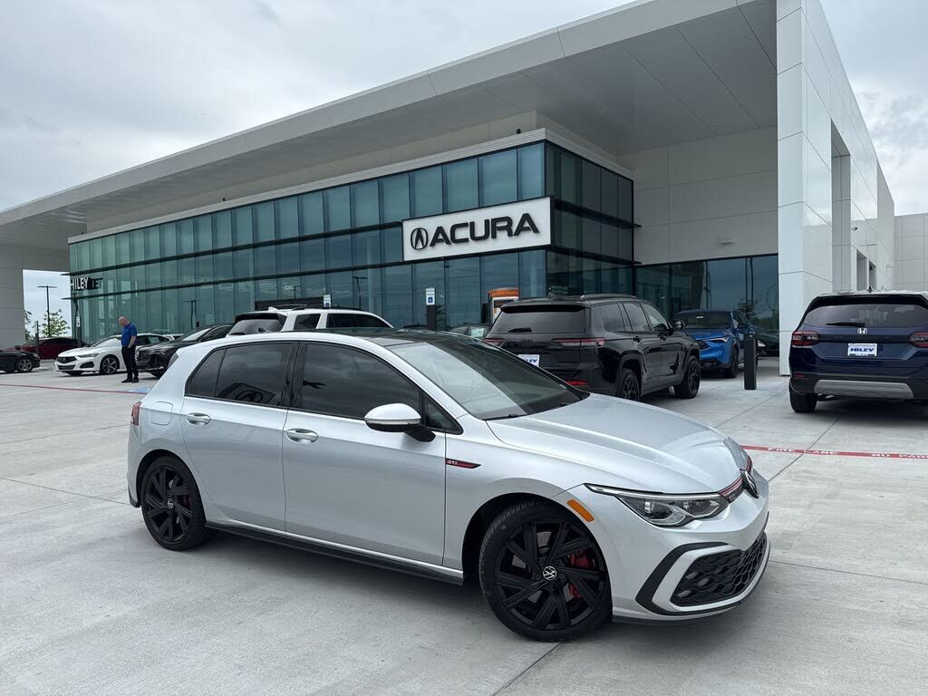 2023 VOLKSWAGEN Golf GTI