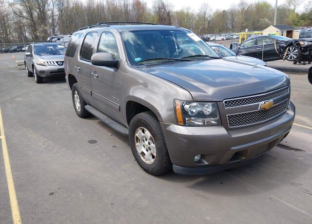 2011 CHEVROLET Tahoe