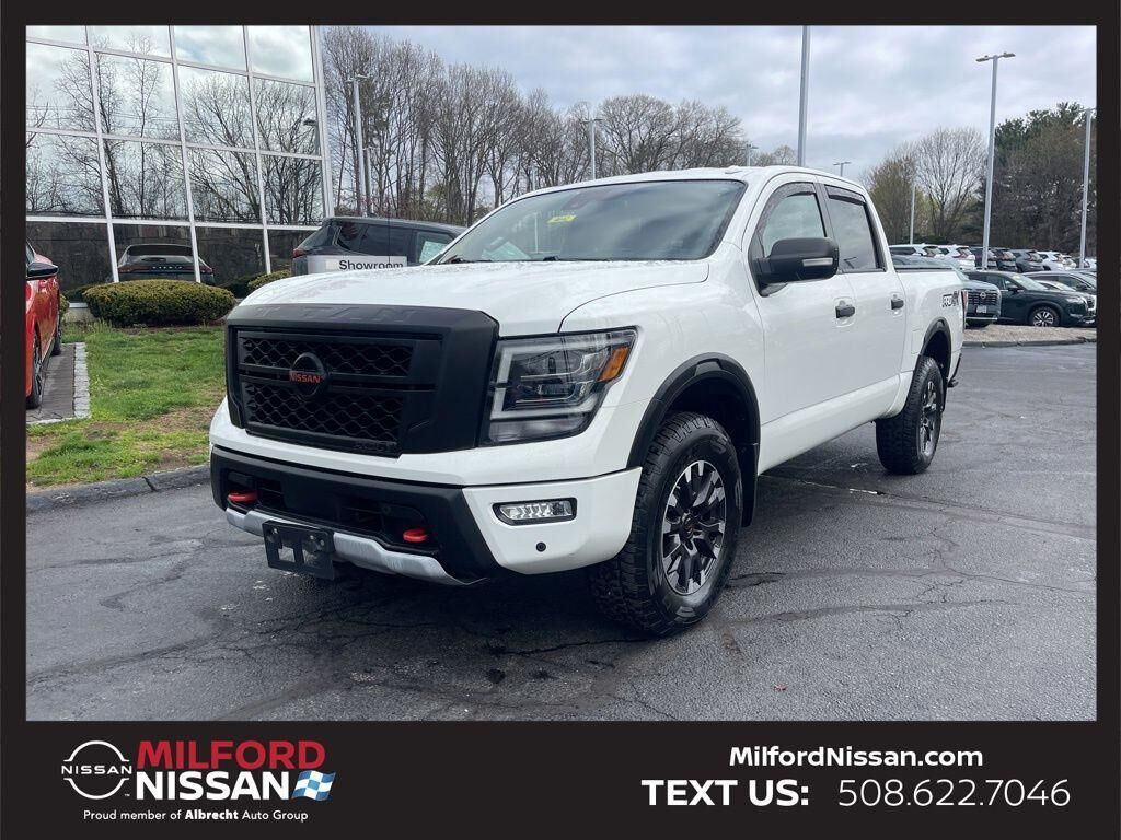 2020 NISSAN Titan