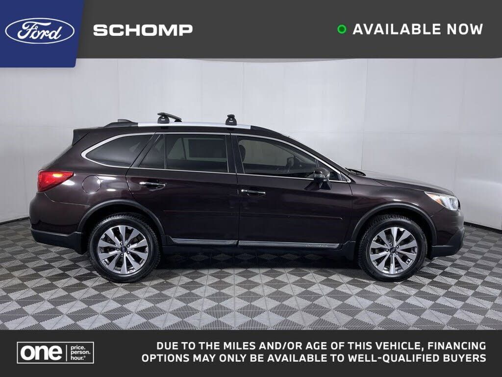 2017 SUBARU Outback