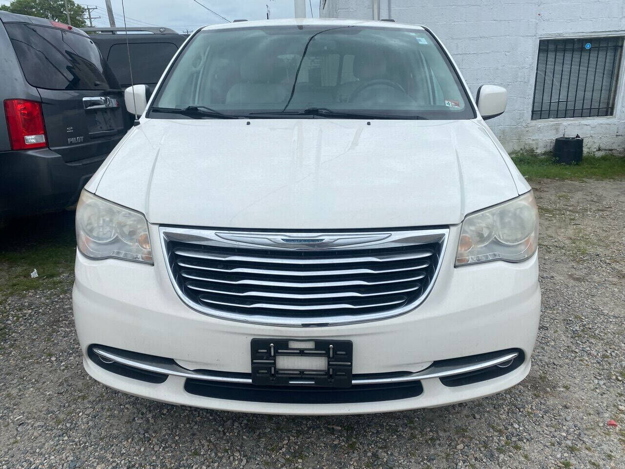 2013 CHRYSLER Town and Country