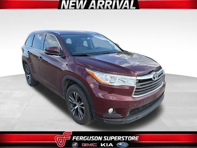 2016 TOYOTA Highlander