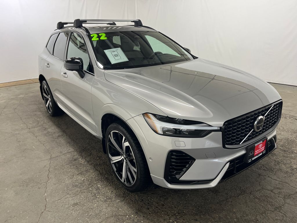 2022 VOLVO XC60