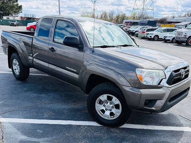 2013 TOYOTA Tacoma