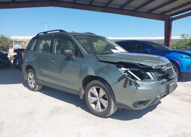 2016 SUBARU Forester