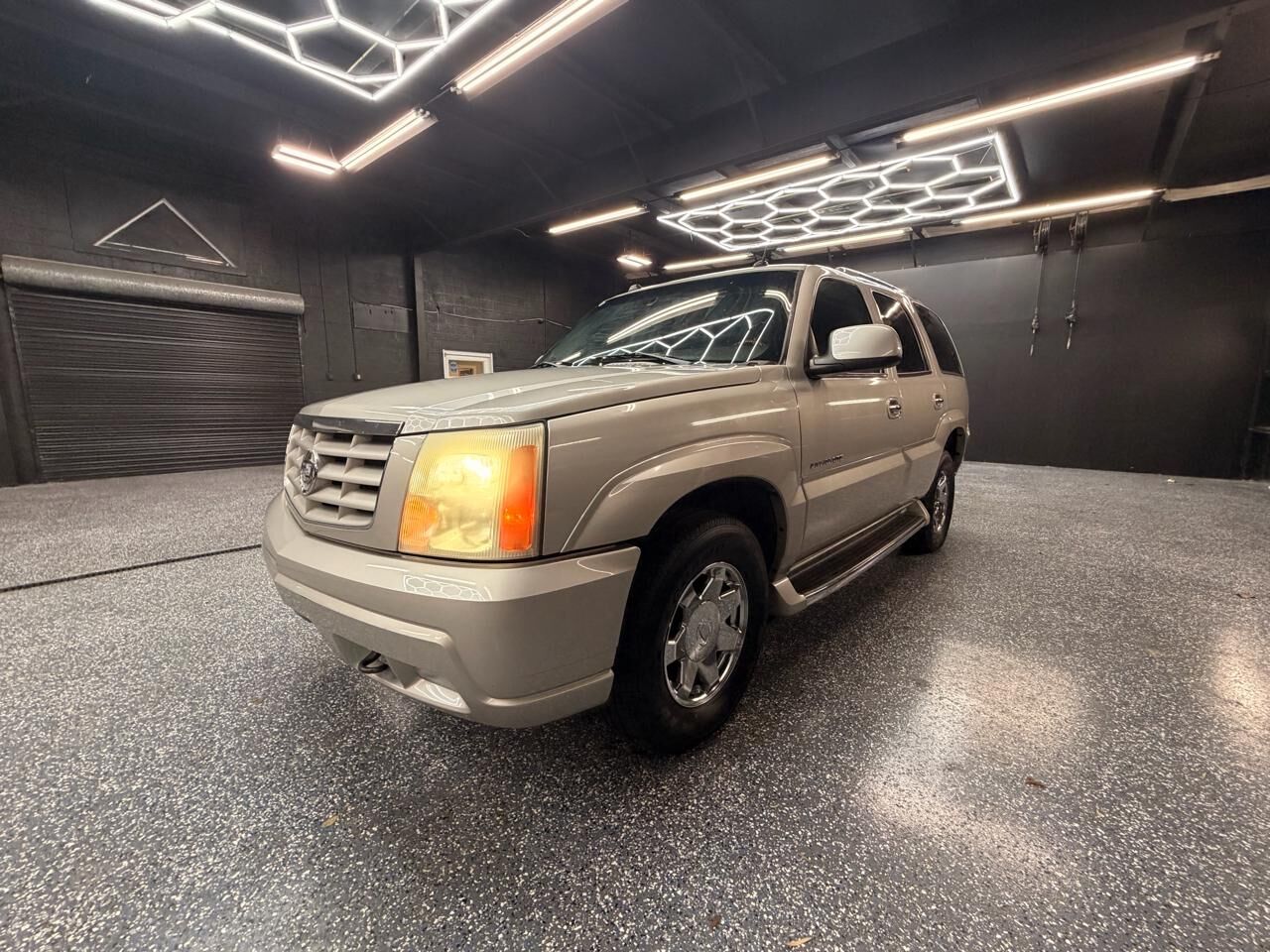 2004 CADILLAC Escalade