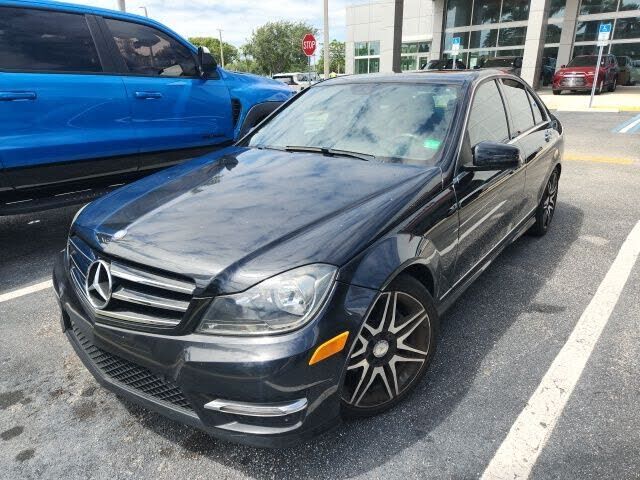 2014 MERCEDES-BENZ C-Class