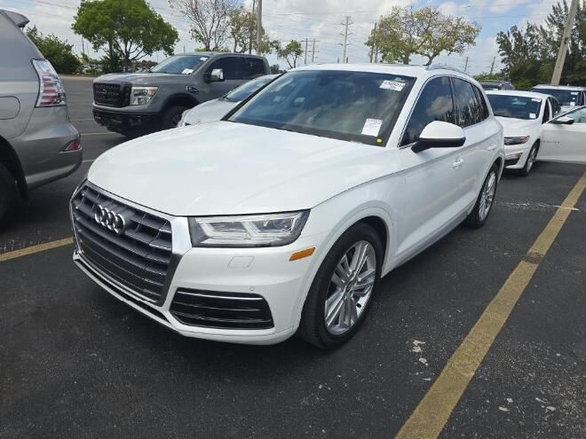 2018 AUDI Q5