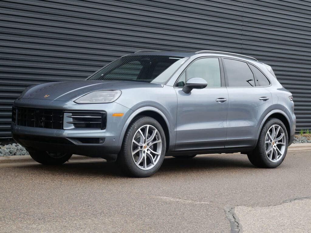 2026 PORSCHE Cayenne
