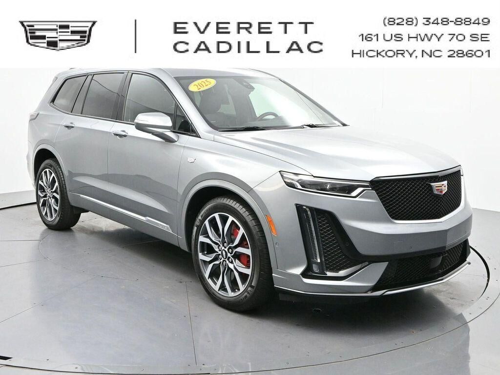 2025 CADILLAC XT6