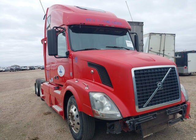 2012 VOLVO TRUCK VNL