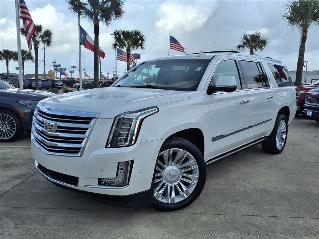 2018 CADILLAC Escalade ESV
