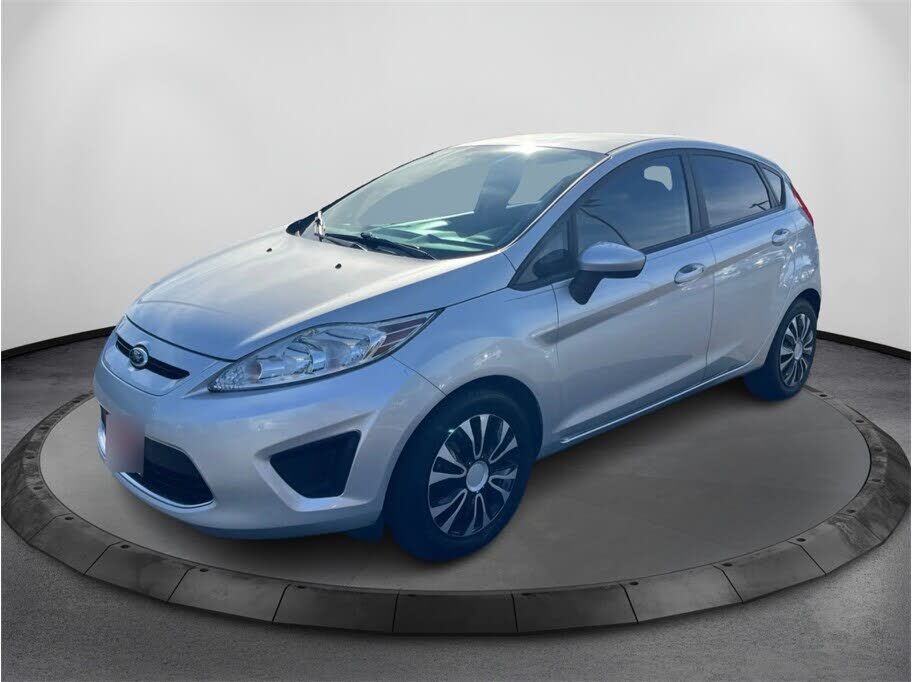 2012 FORD Fiesta