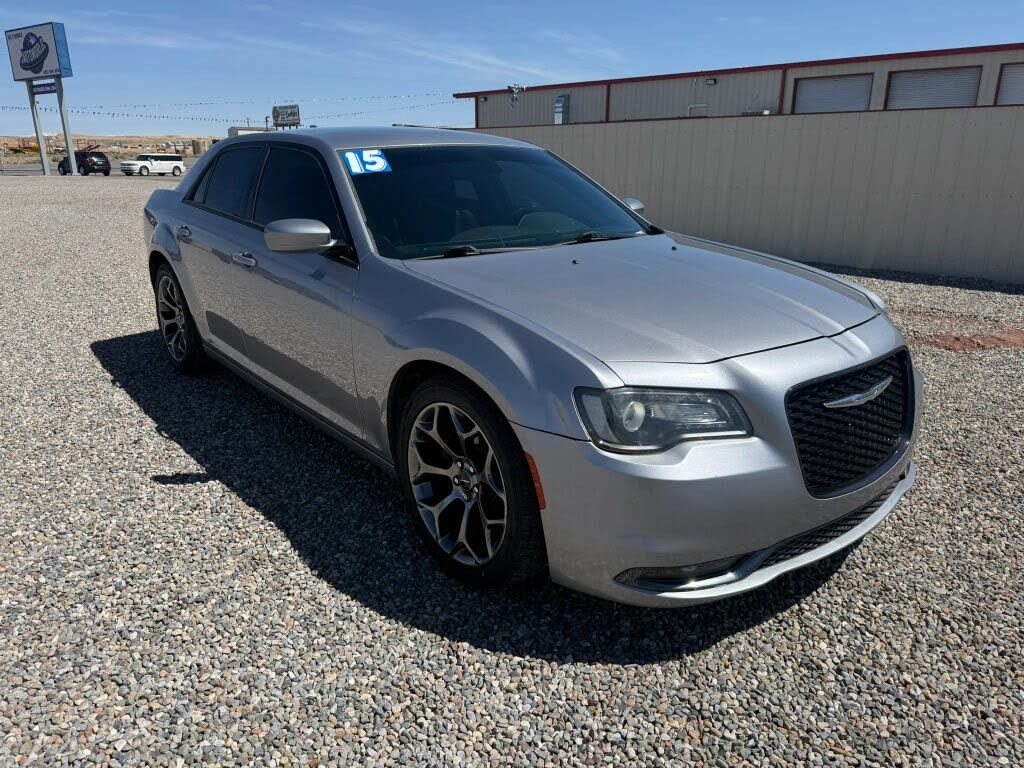 2015 CHRYSLER 300