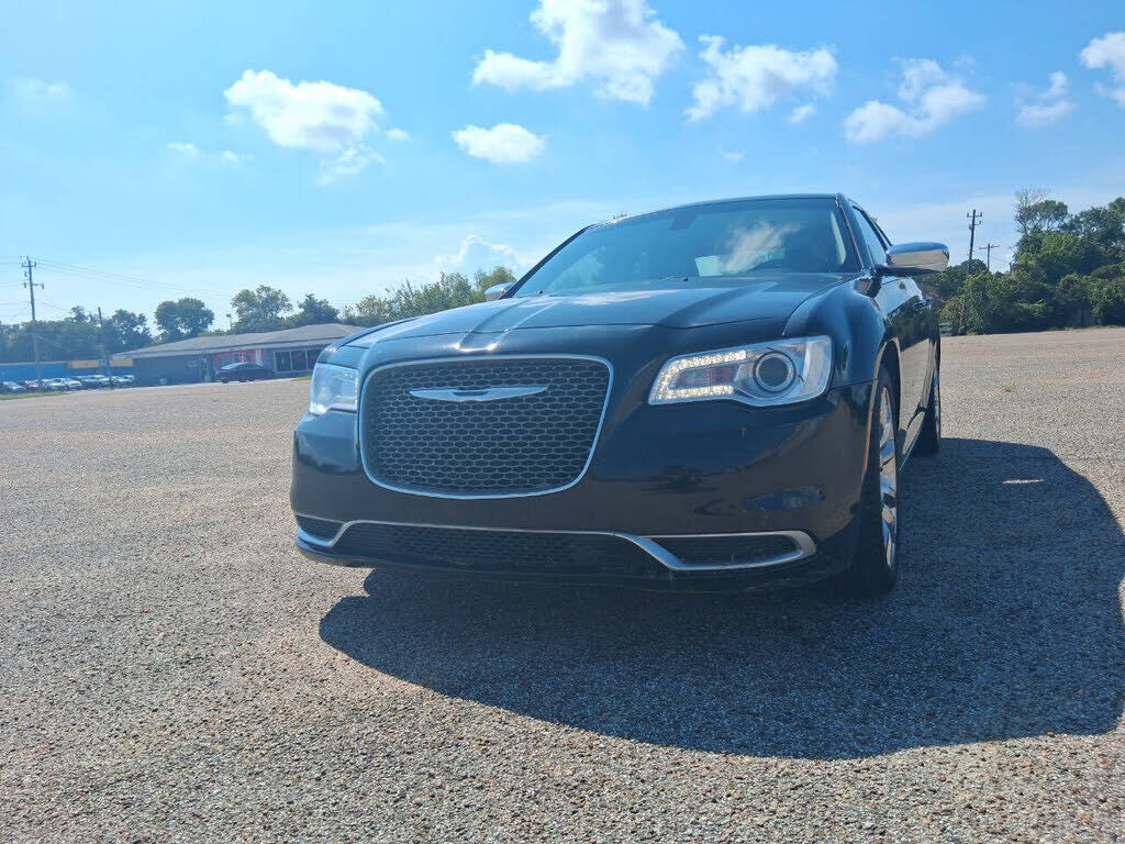2018 CHRYSLER 300