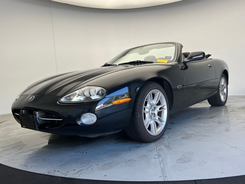 2002 JAGUAR XK8
