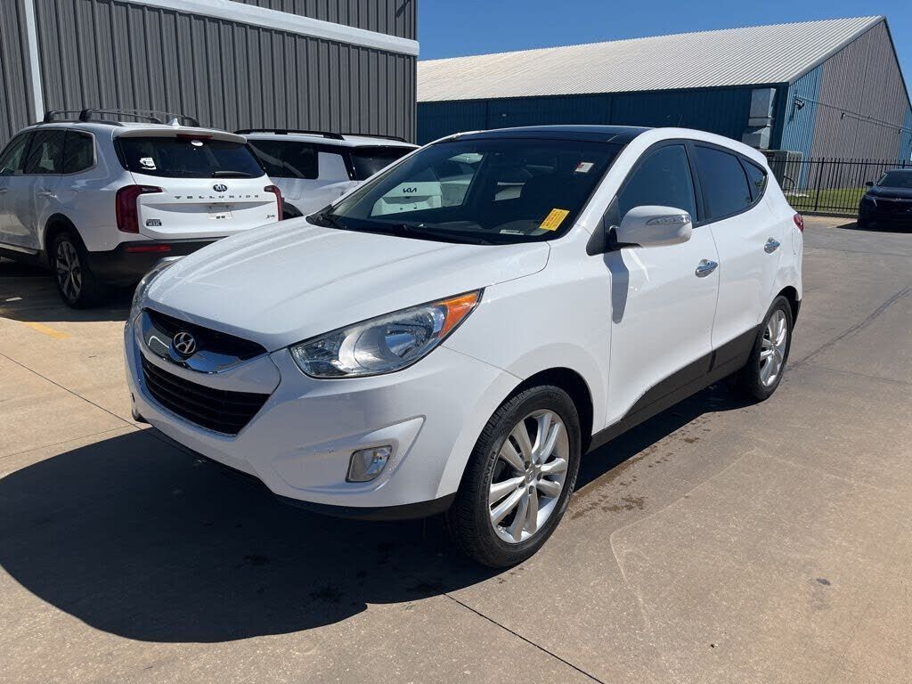 2013 HYUNDAI Tucson