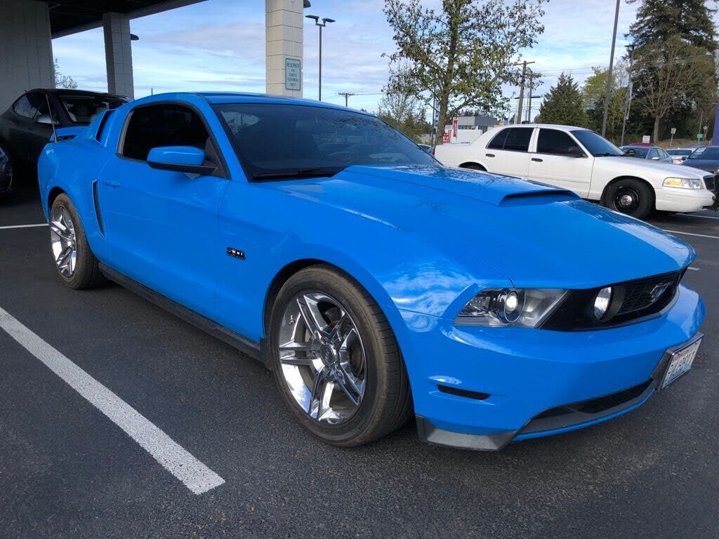 2011 FORD Mustang
