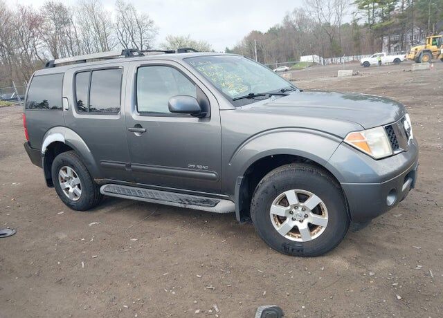 2005 NISSAN Pathfinder