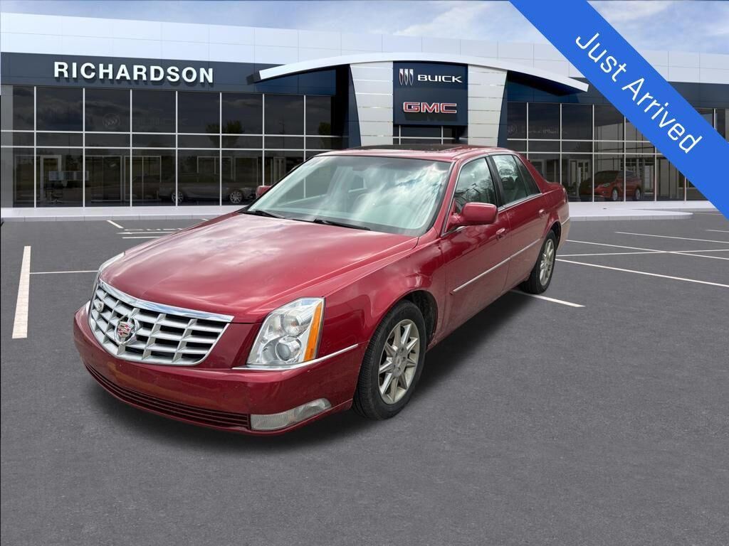 2011 CADILLAC DTS