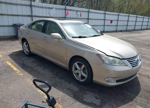 2011 LEXUS ES
