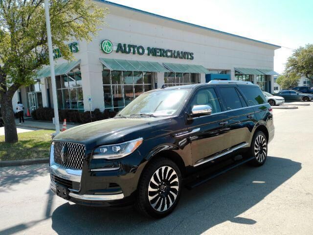 2022 LINCOLN Navigator