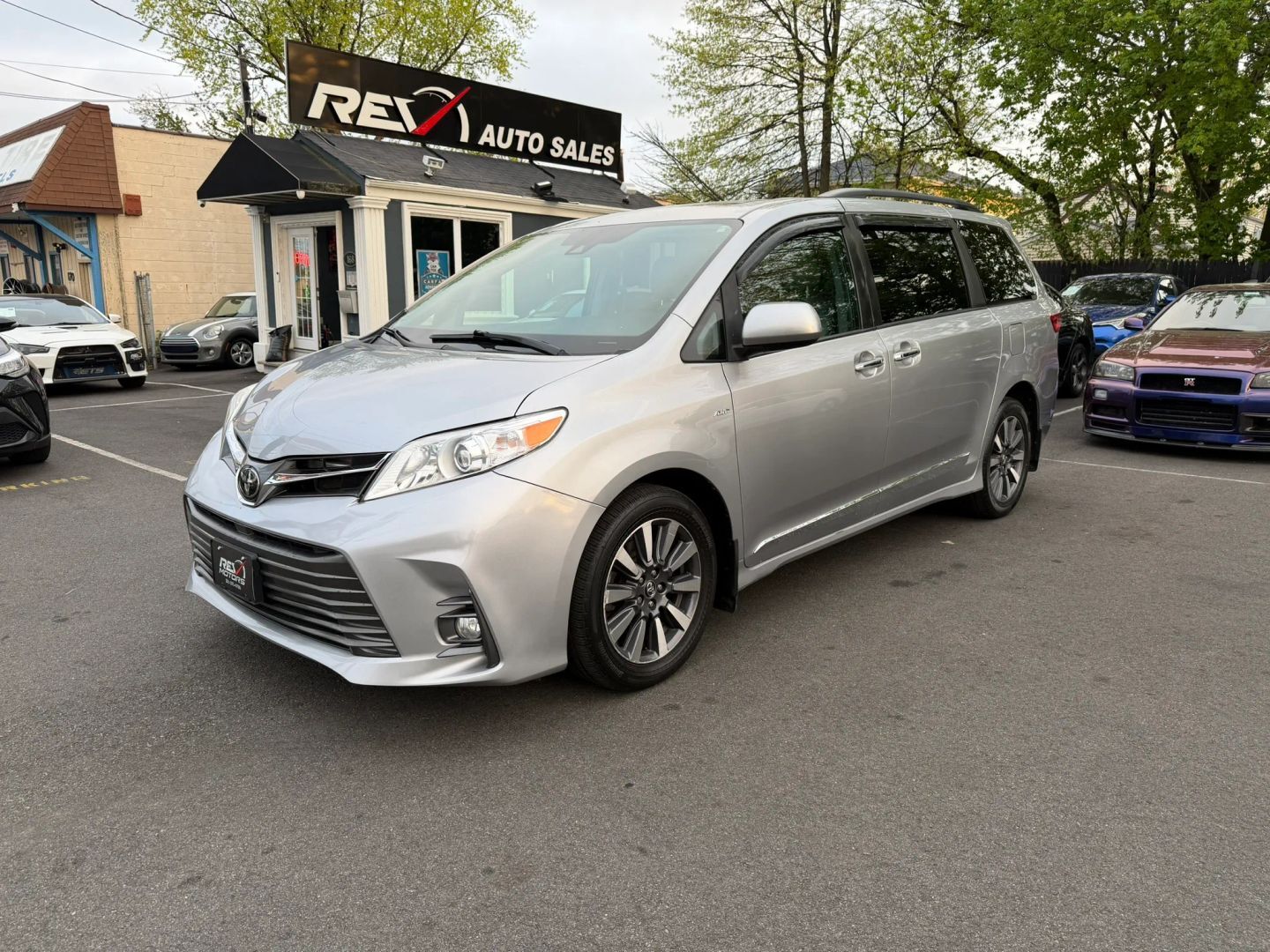 2018 TOYOTA Sienna