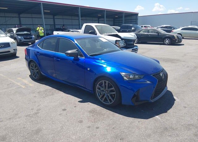 2018 LEXUS IS