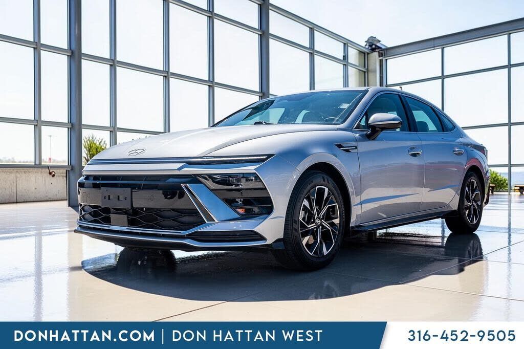2025 HYUNDAI Sonata