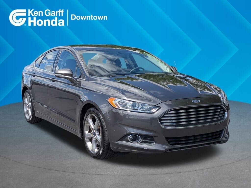 2015 FORD Fusion