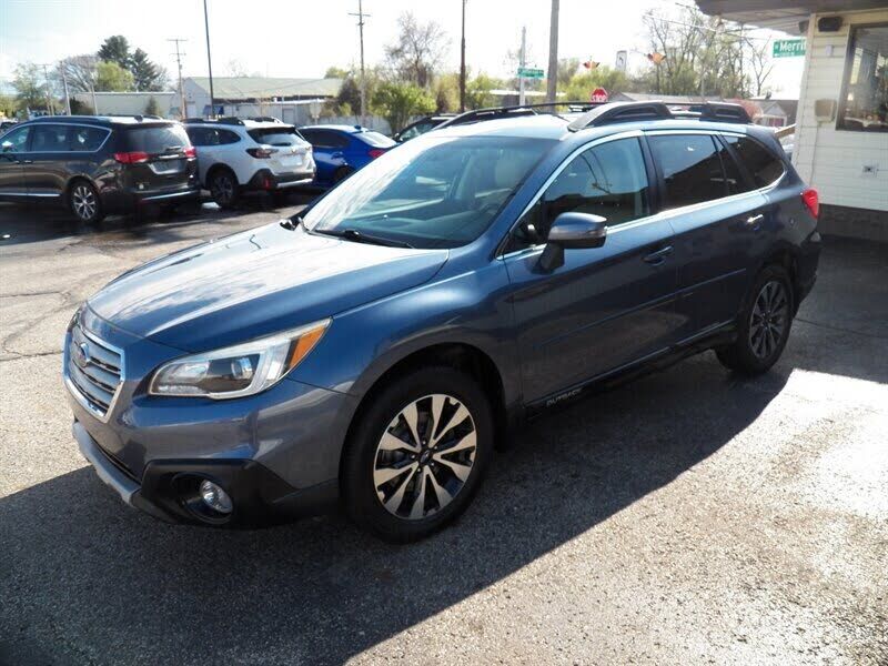 2016 SUBARU Outback