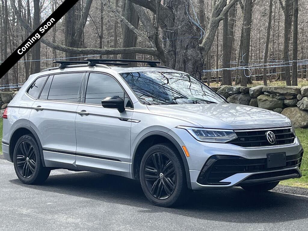 2022 VOLKSWAGEN Tiguan