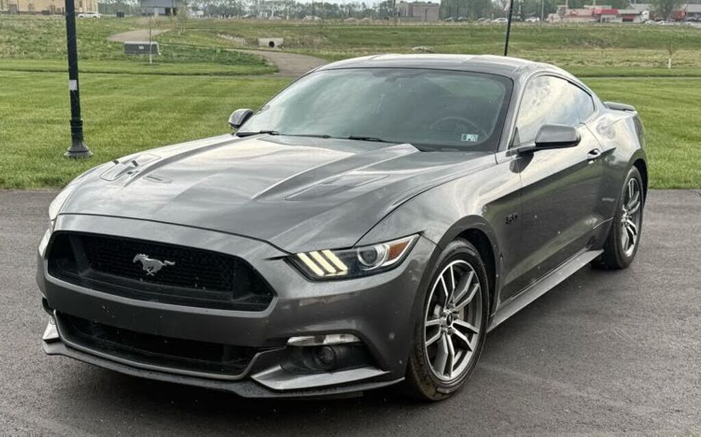 2015 FORD Mustang