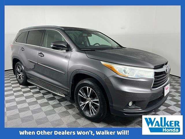 2016 TOYOTA Highlander