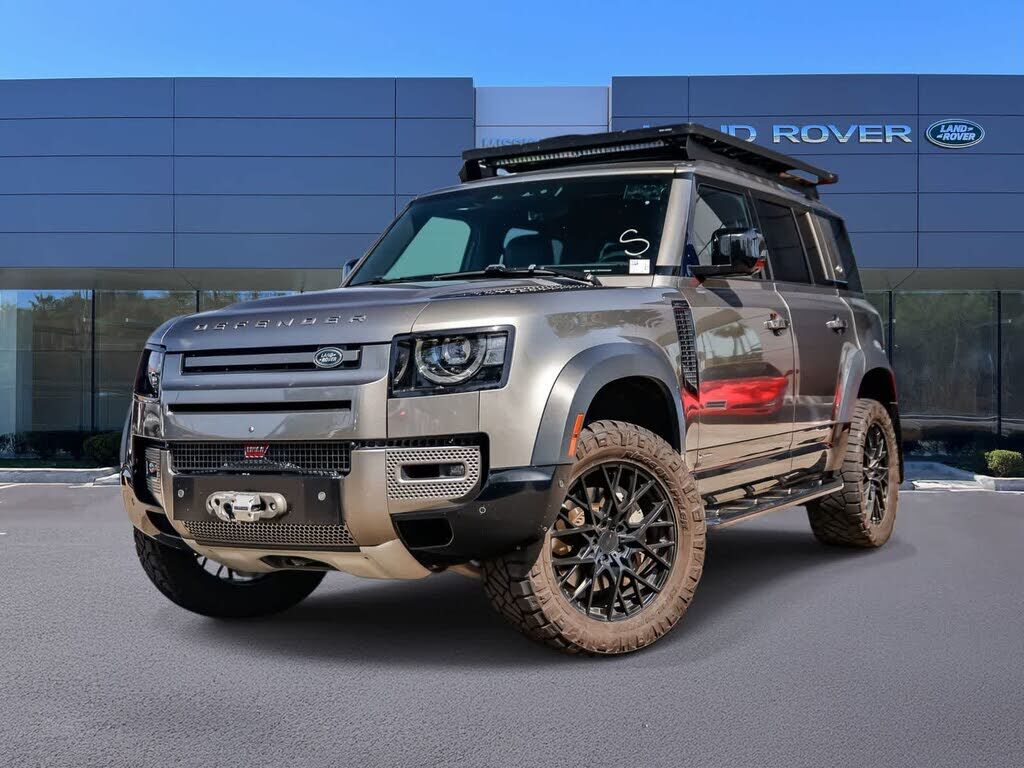 2021 LAND ROVER Defender