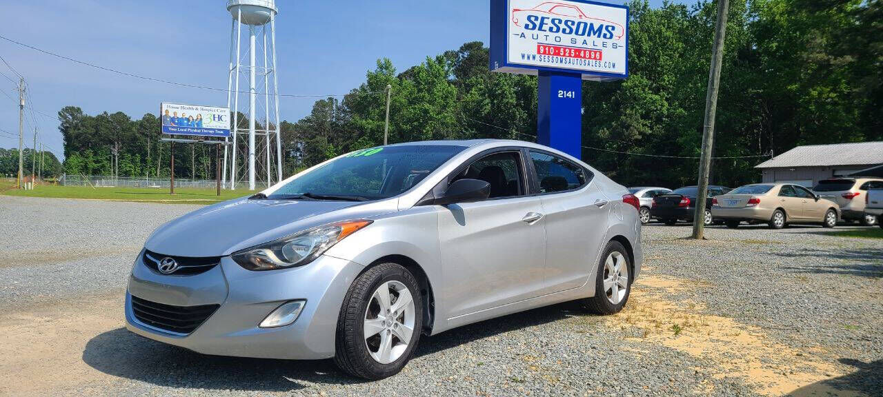 2011 HYUNDAI Elantra