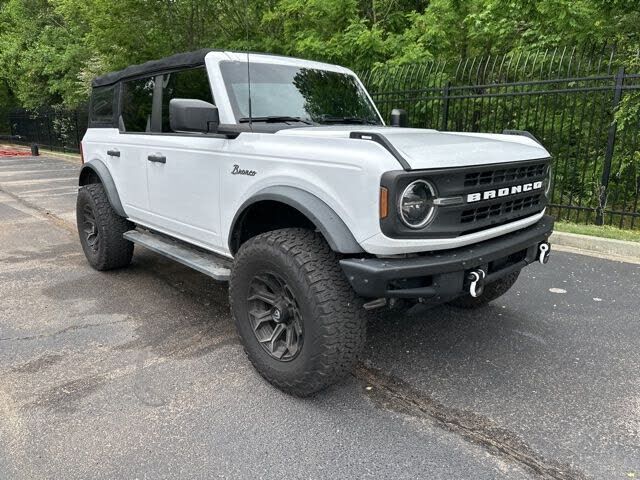 2022 FORD Bronco