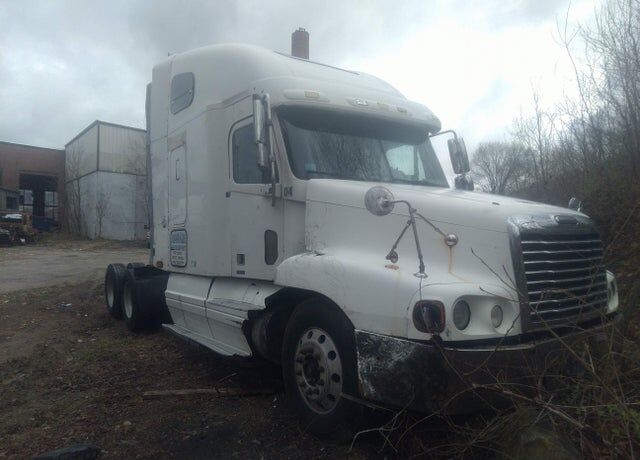 2005 FREIGHTLINER CST120
